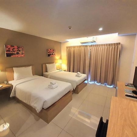 T5 Suites Pattaya Zewnętrze zdjęcie