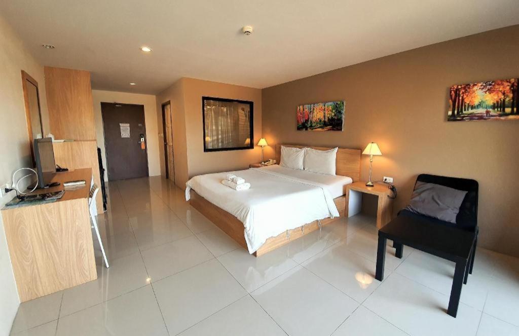T5 Suites Pattaya Zewnętrze zdjęcie