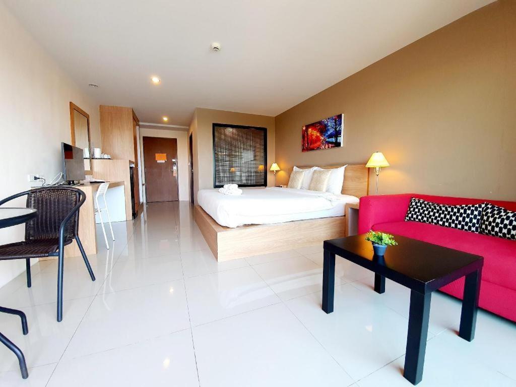 T5 Suites Pattaya Zewnętrze zdjęcie