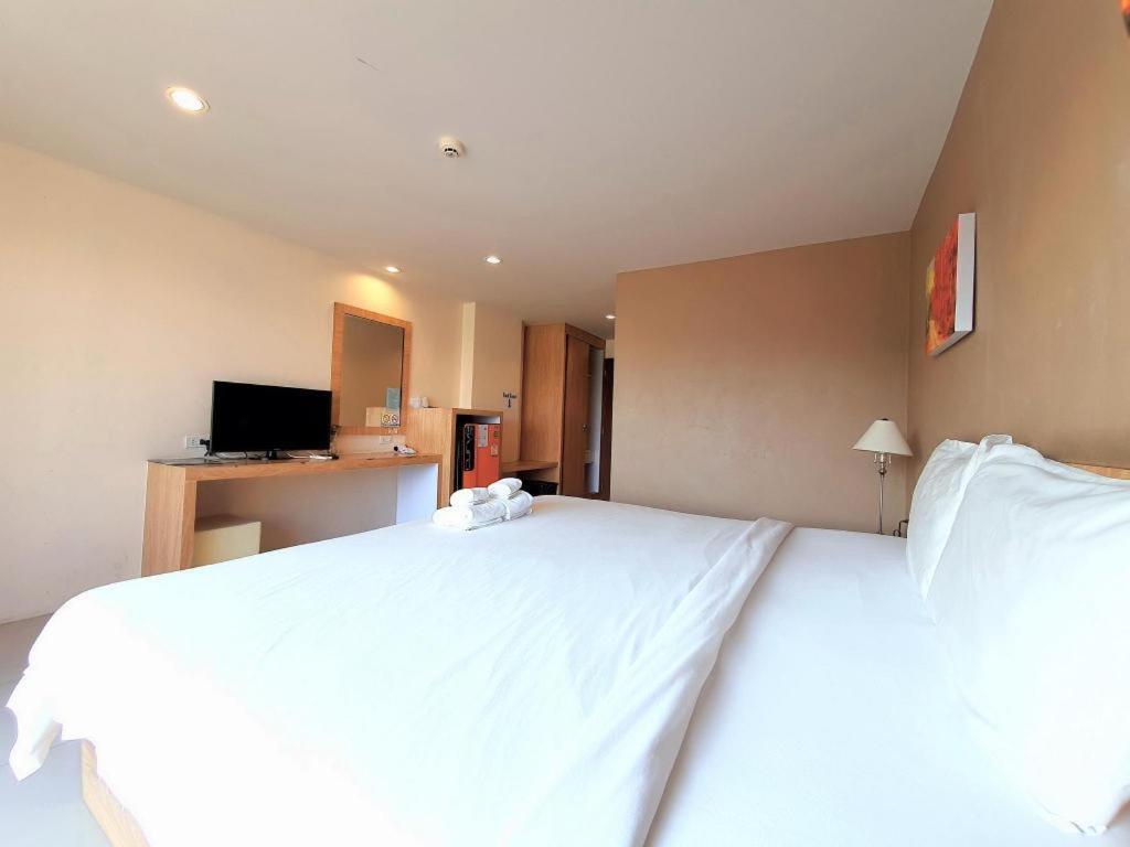T5 Suites Pattaya Zewnętrze zdjęcie