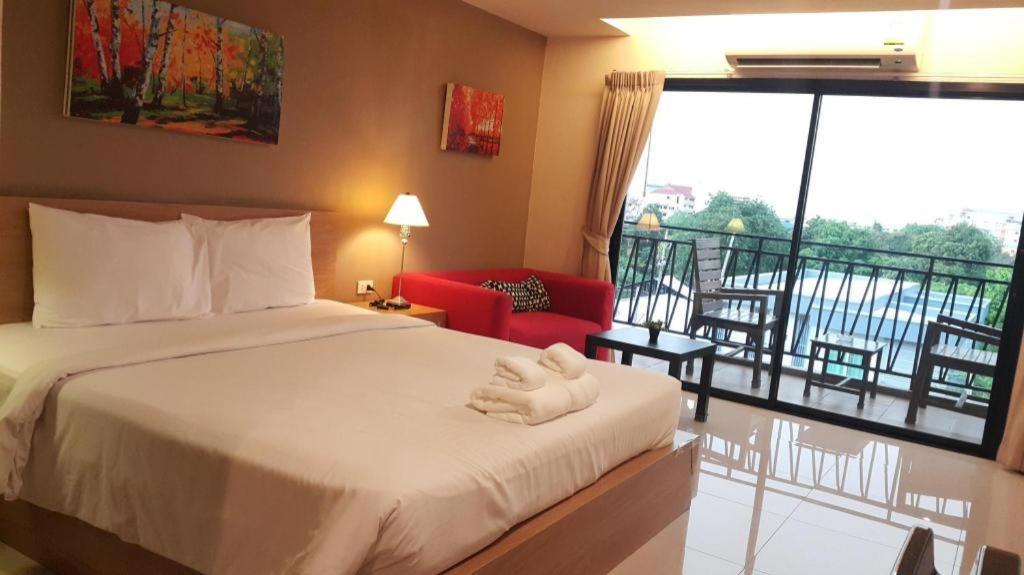 T5 Suites Pattaya Zewnętrze zdjęcie
