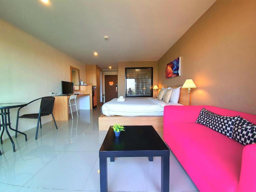 T5 Suites Pattaya Zewnętrze zdjęcie