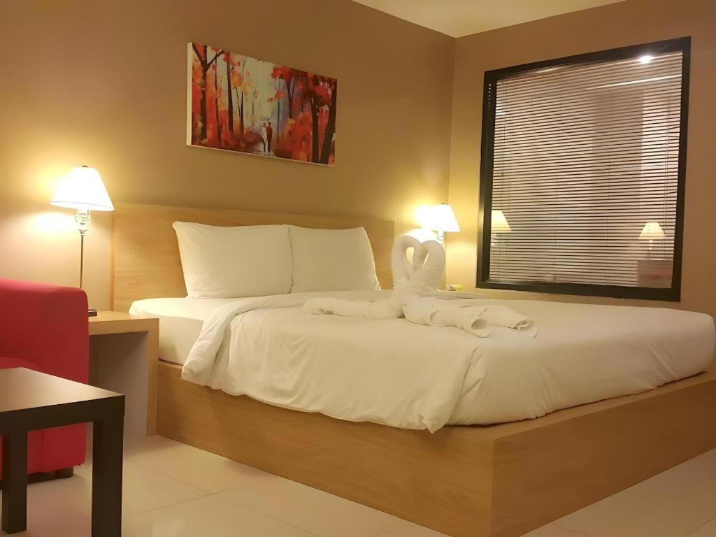 T5 Suites Pattaya Zewnętrze zdjęcie